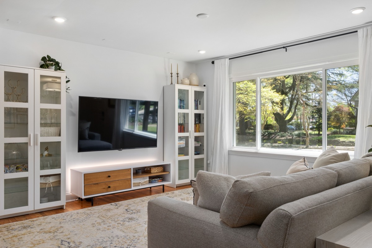 Custom living space joinery